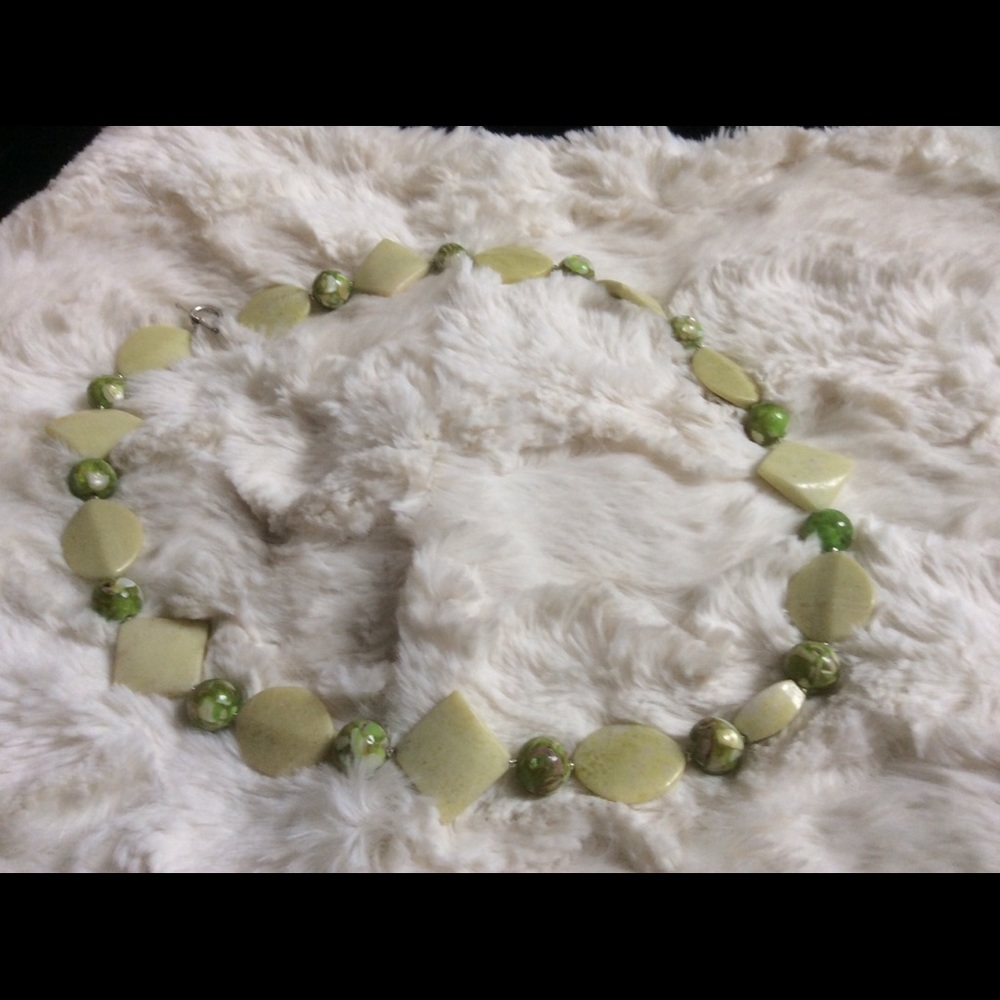 Handmade Necklace - Picture 3 of 4